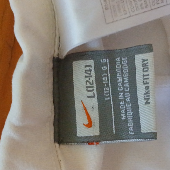 Nike Women's Vibrant Orange and White Skort Size L (12-14) - Picture 6 of 6